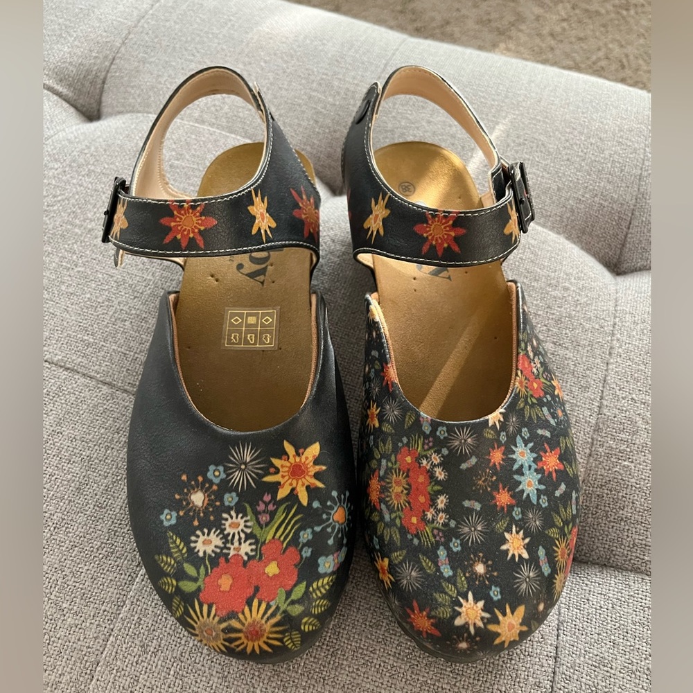 Goby shoes